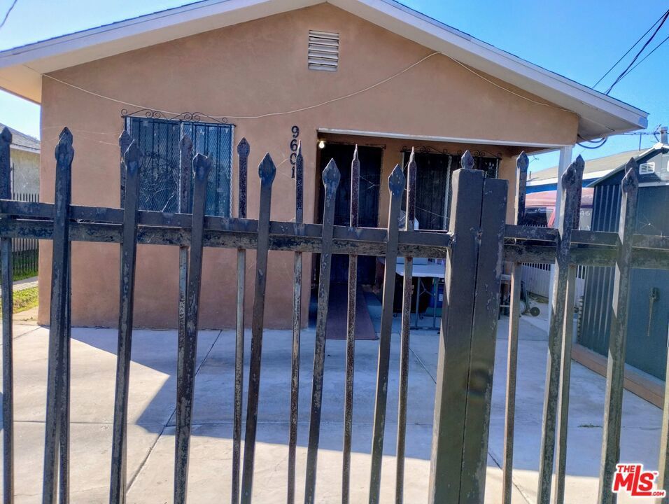 Photo of Listing #25504505