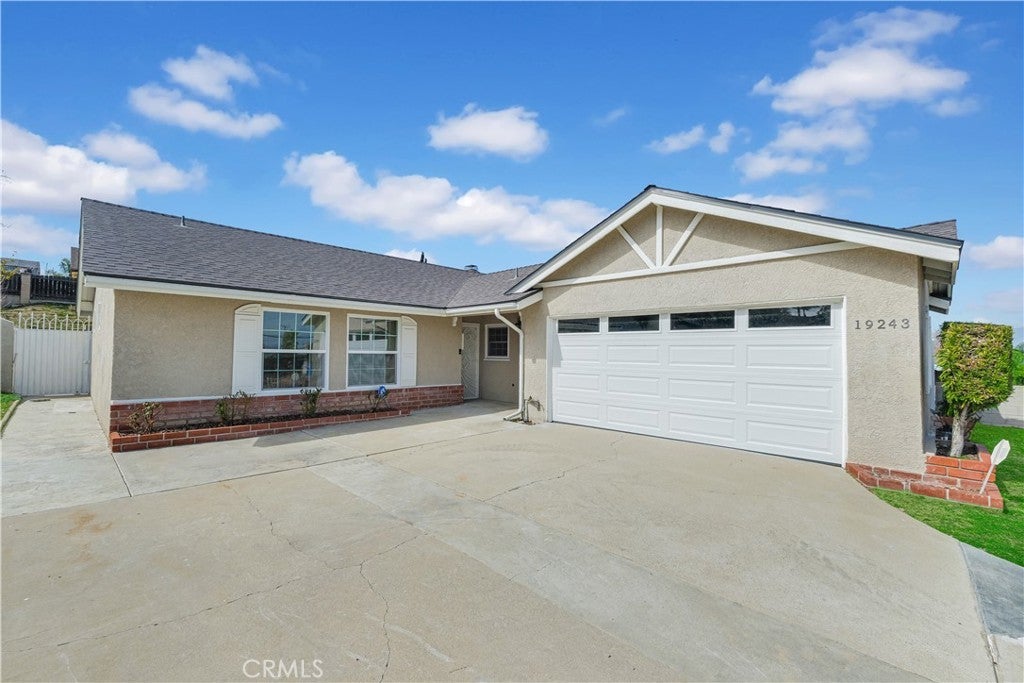 Photo of Listing #WS25045637