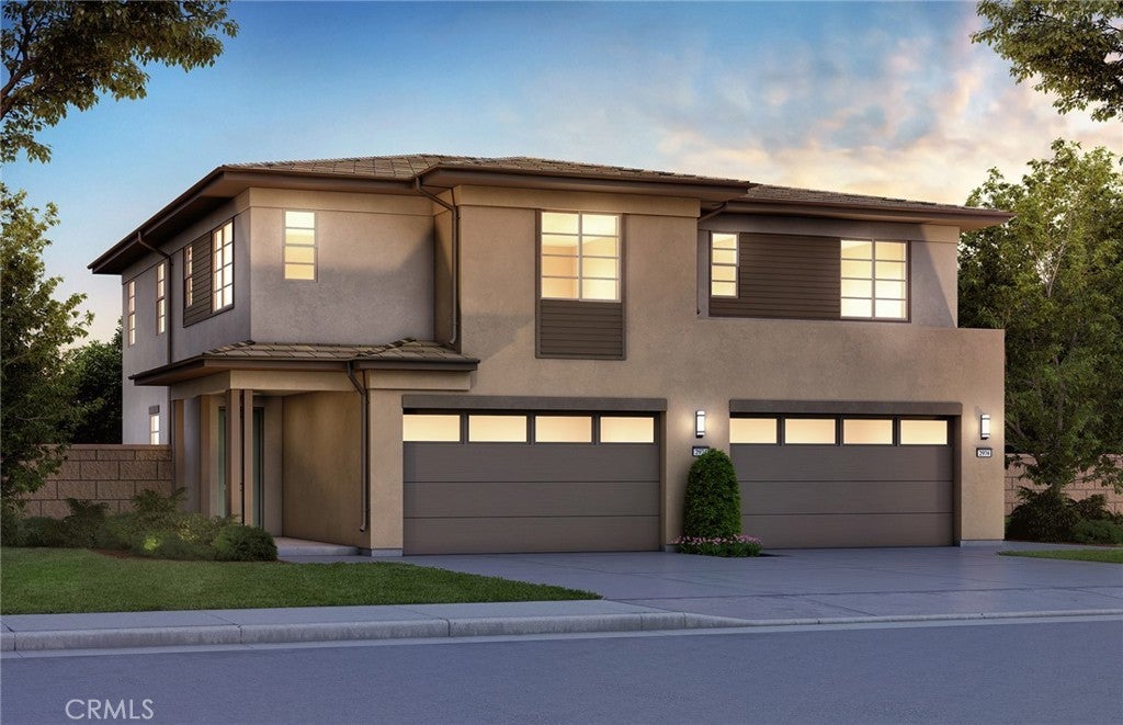 Photo of Listing #IV25046755