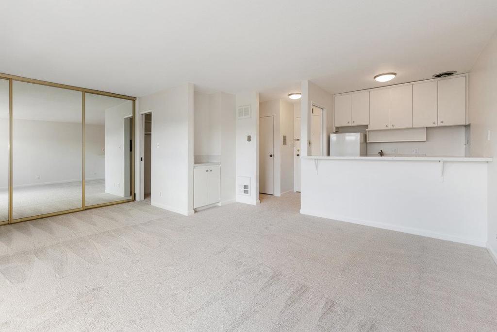 Photo of Listing #ML81996292