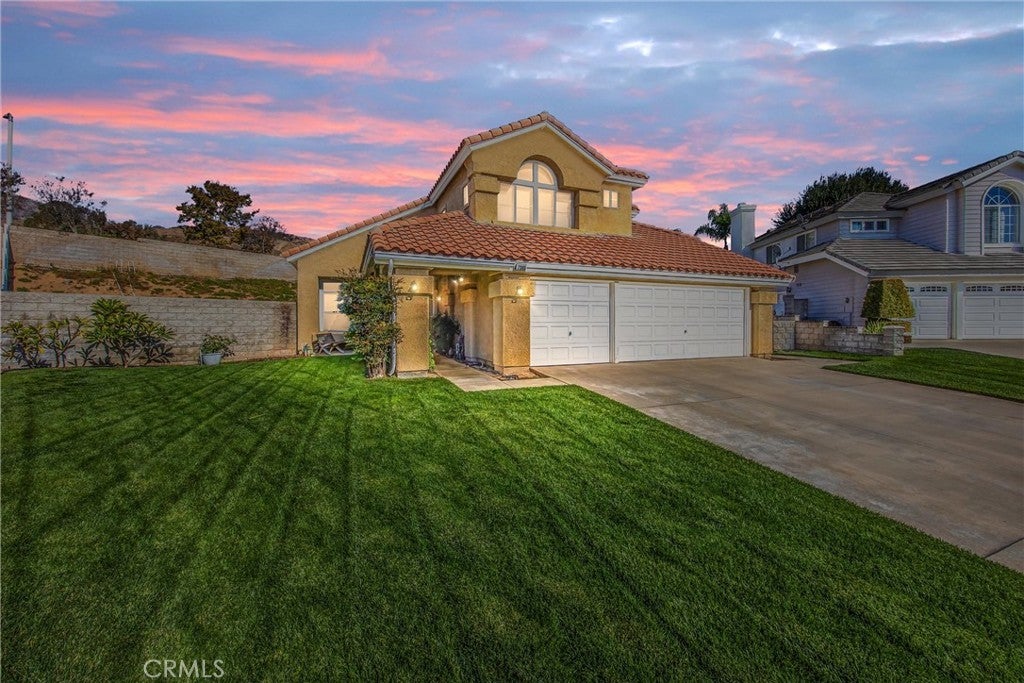 Photo of Listing #IV25046608