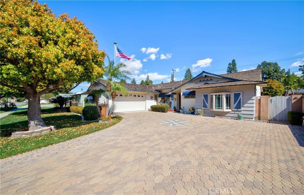 Photo of Listing #PW25046596