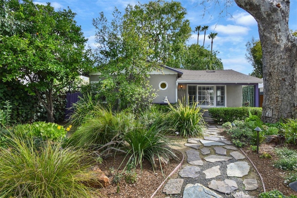 Photo of Listing #SR25047218