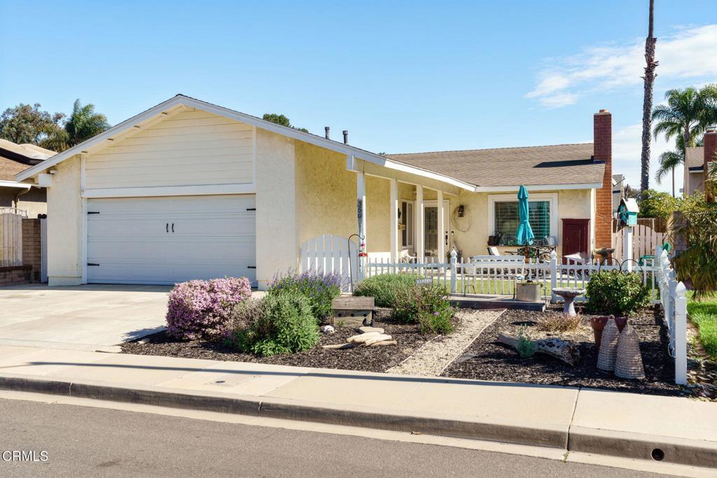 Photo of Listing #V1-28467