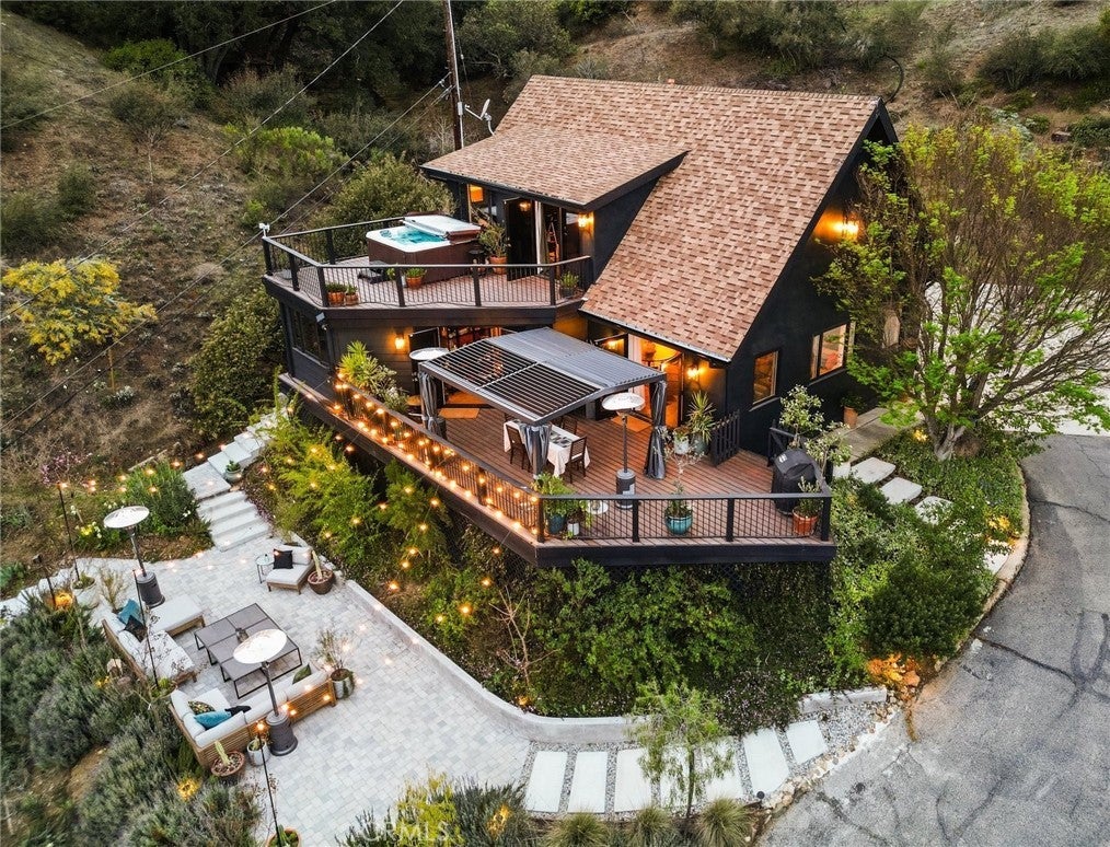 Photo of Listing #SR25046014