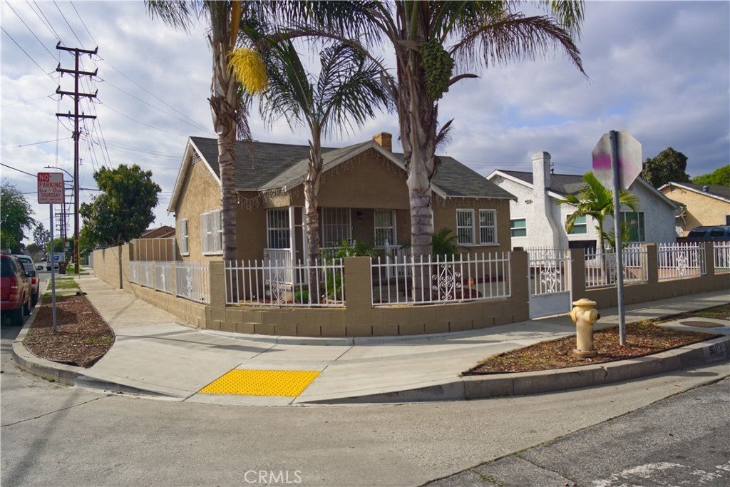 Photo of Listing #DW25047848