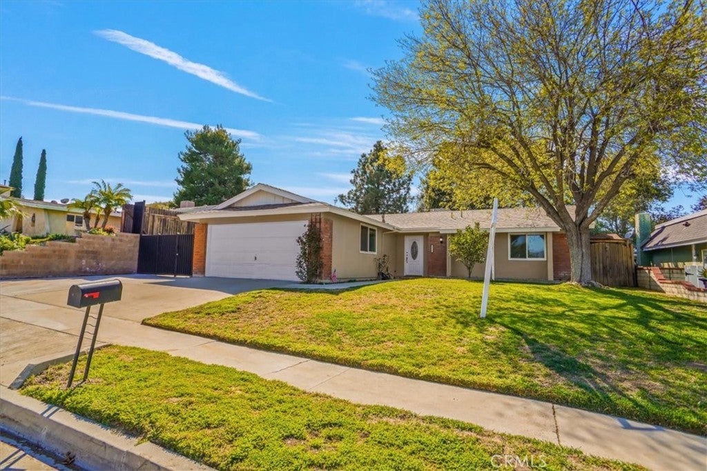 Photo of Listing #SR25047695