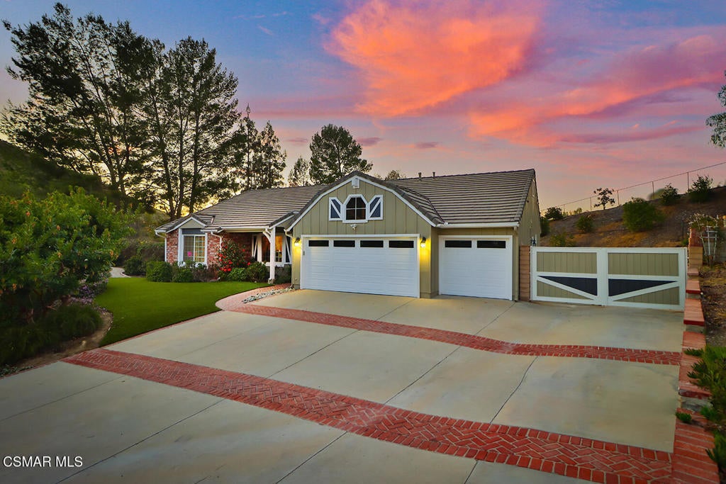 Photo of Listing #225001076