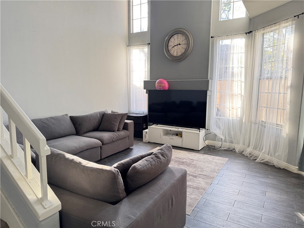 Photo of Listing #OC25026045