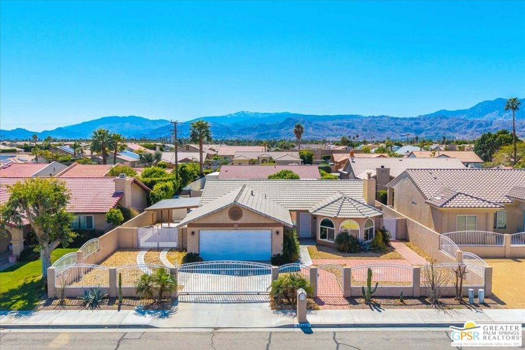 69445 El Dobe Road, Cathedral City