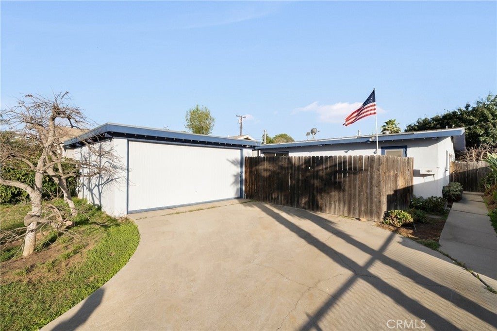 Photo of Listing #PW25047618