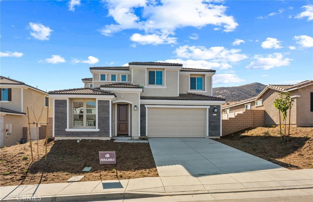 Photo of Listing #IV25048537