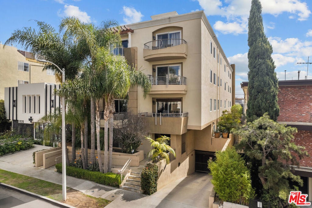 Photo of Listing #25506647