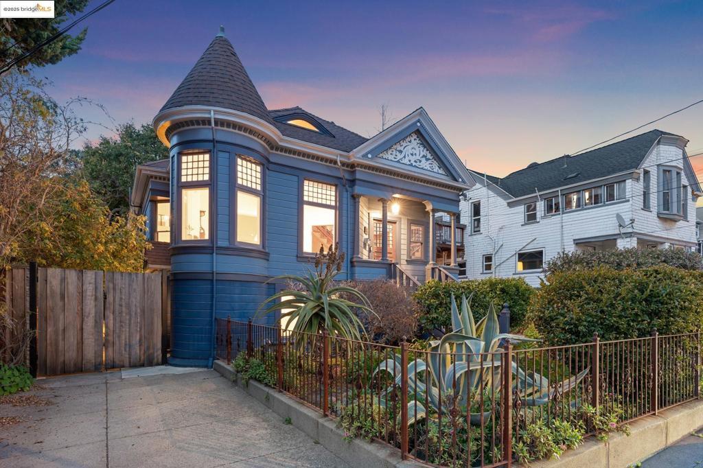 Photo of Listing #41088215