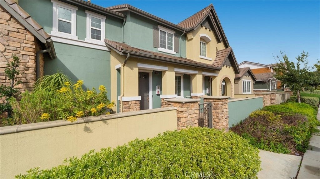 Photo of Listing #CV25048412