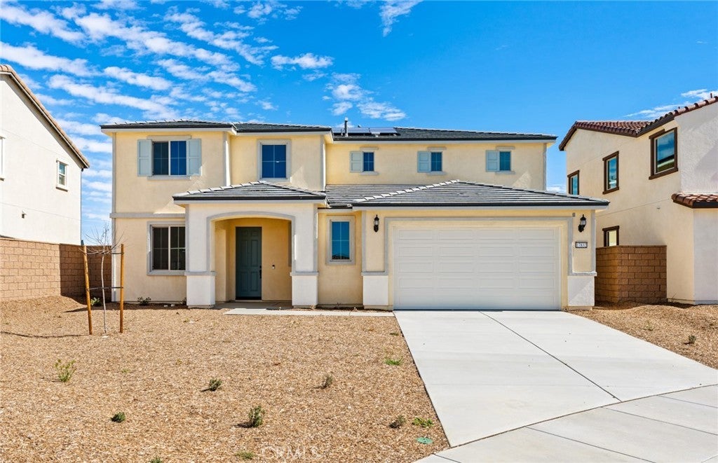 Photo of Listing #IV25049073