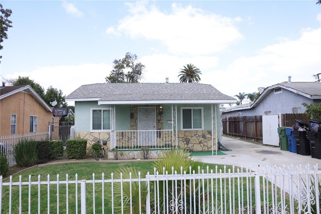 Photo of Listing #OC25048136