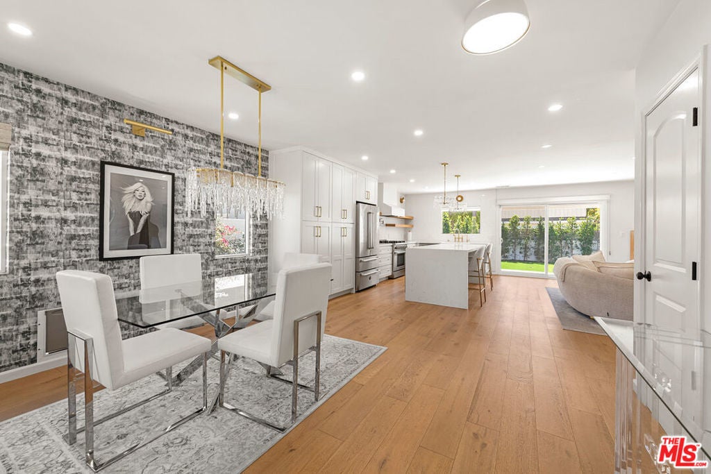 Photo of Listing #25506345