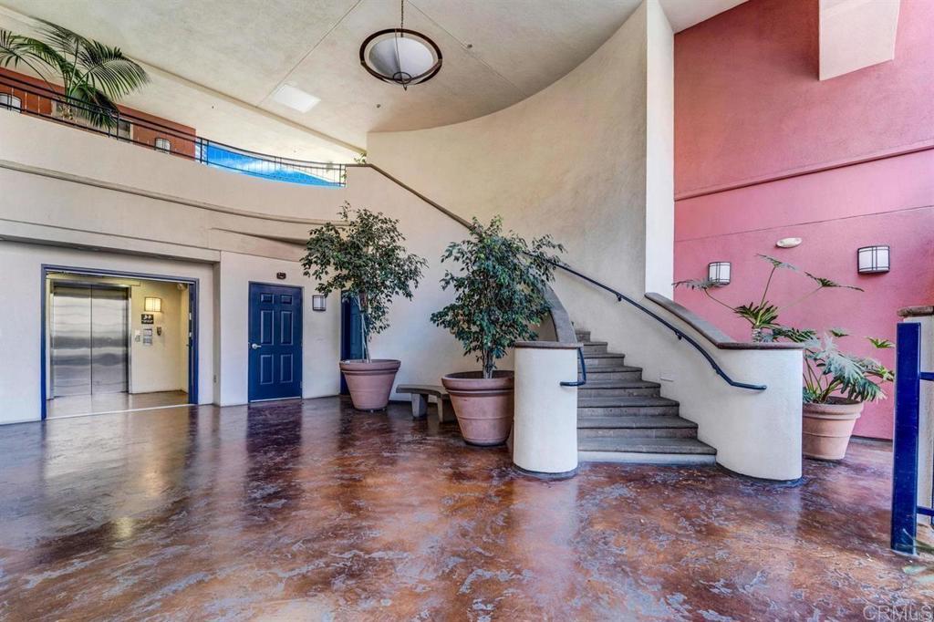 Photo of Listing #PTP2501635