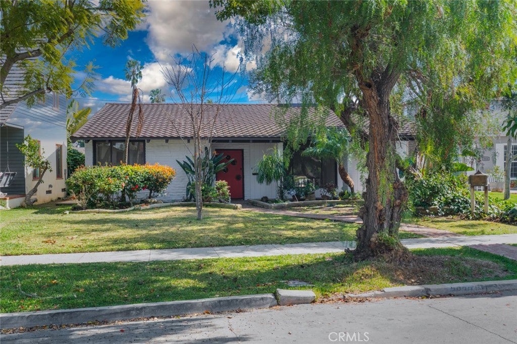 Photo of Listing #PW25047492