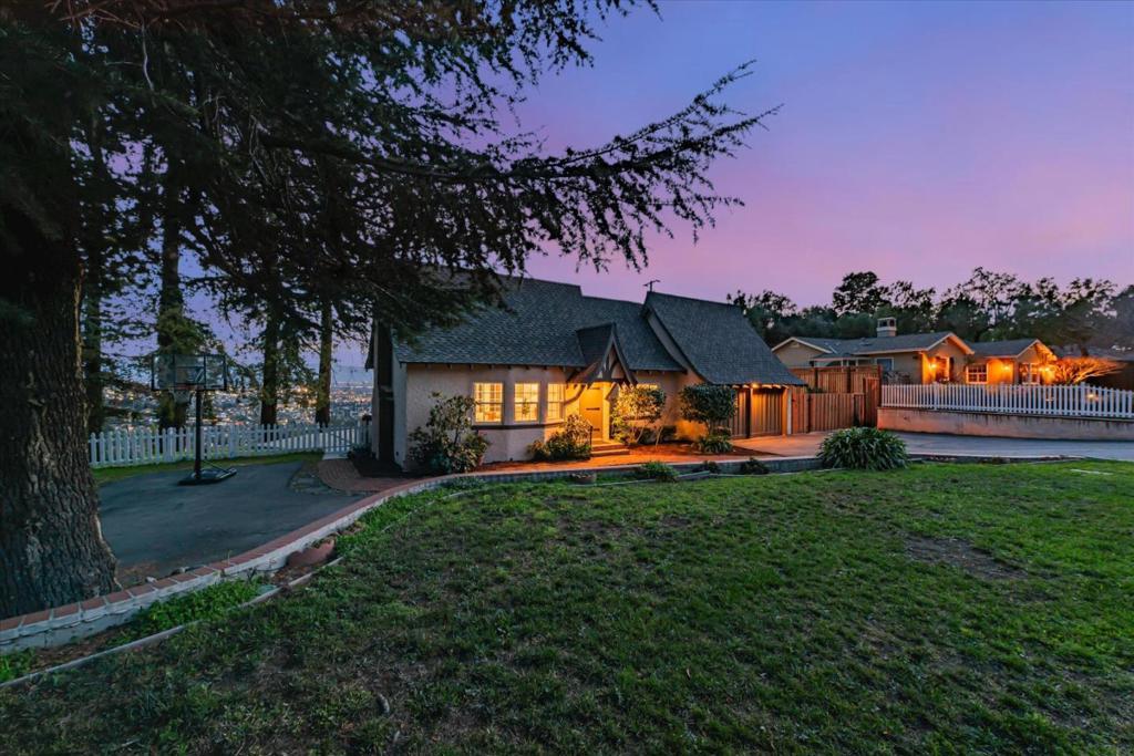 Photo of Listing #ML81991341