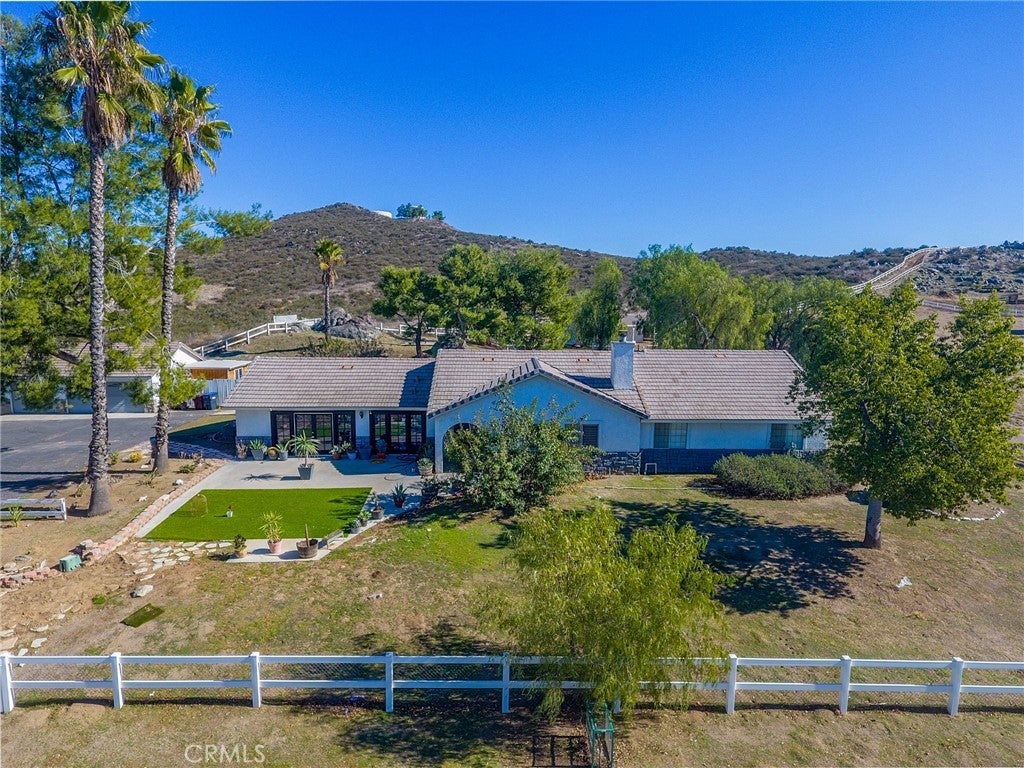 Photo of Listing #SW25049194