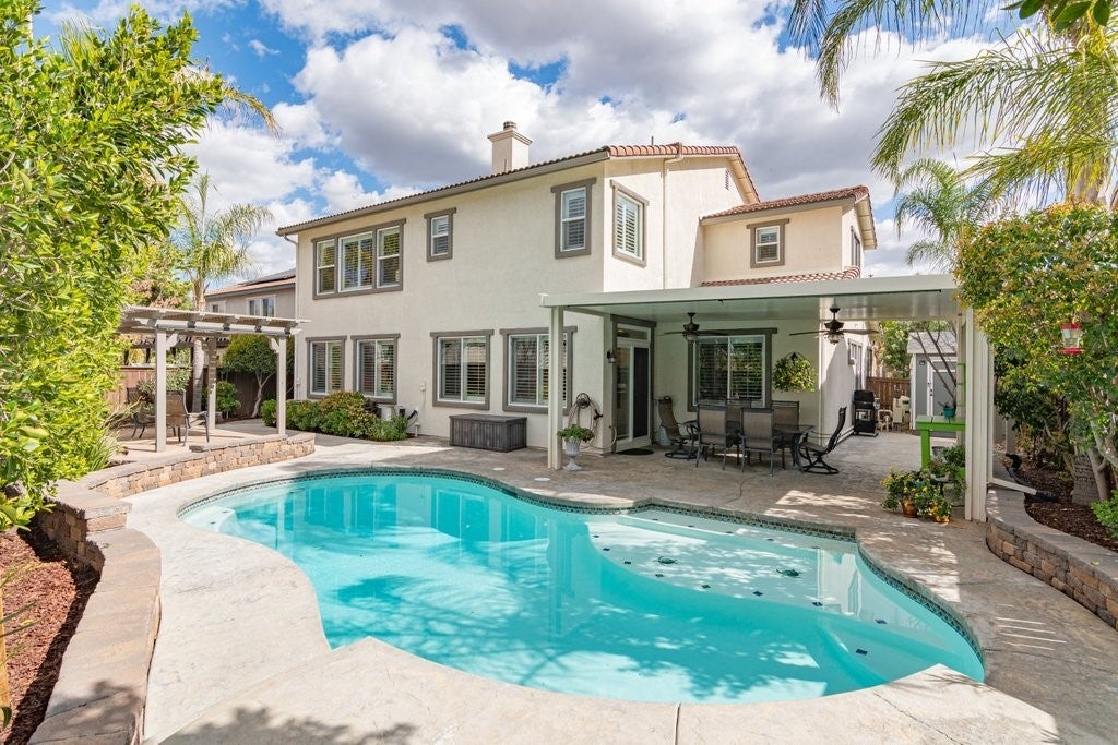 Photo of Listing #SW25047586