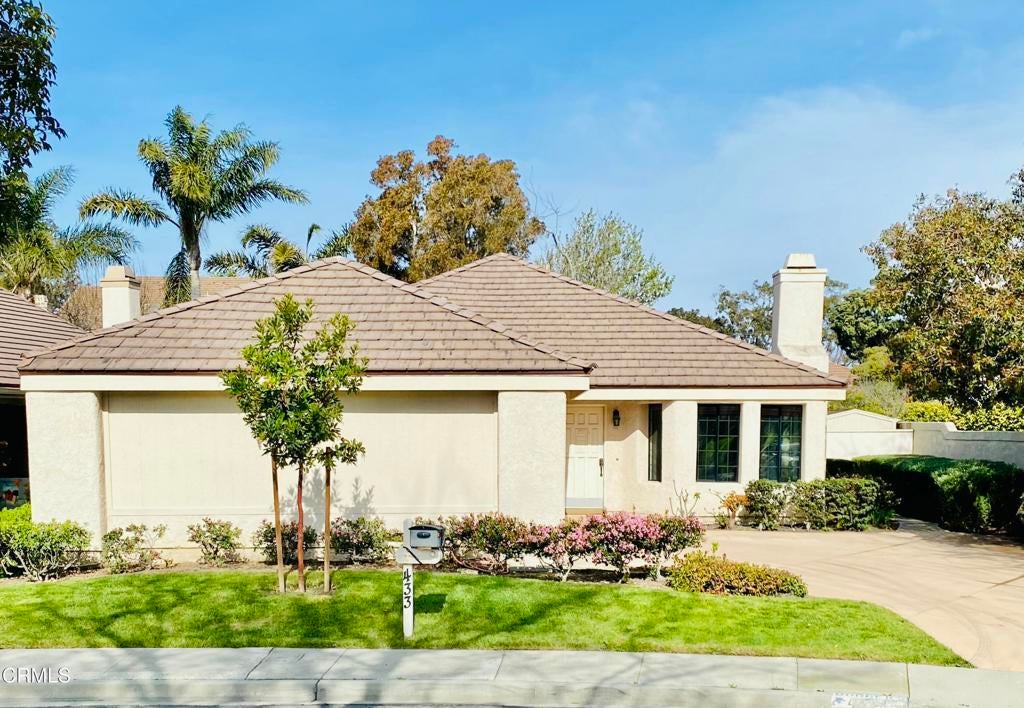 Photo of Listing #V1-28515