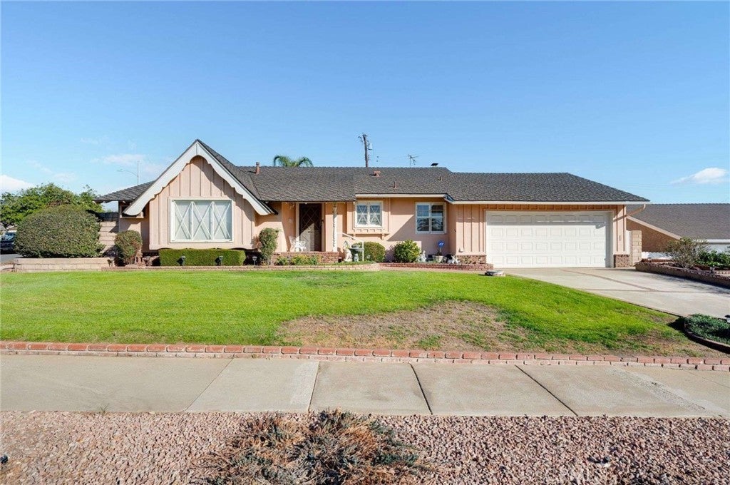 Photo of Listing #CV25005818