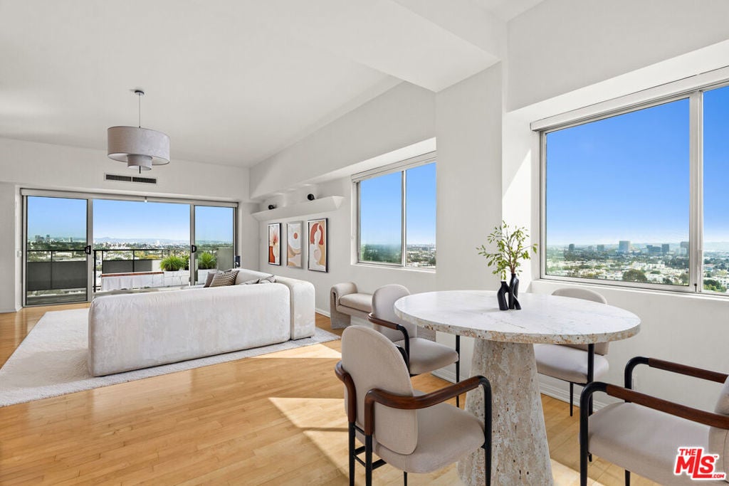 Photo of Listing #25506991