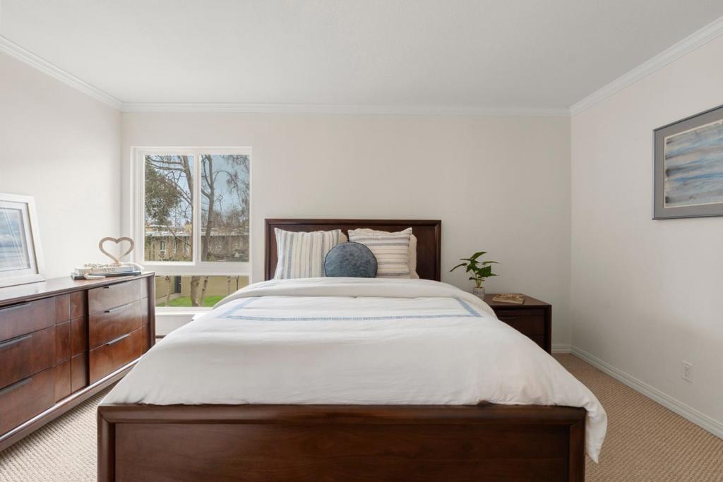 Photo of Listing #ML81995591