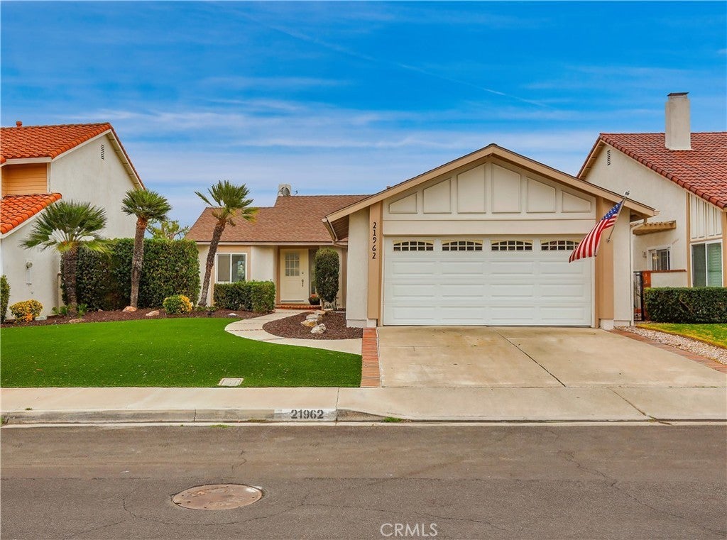 Photo of Listing #OC25047290