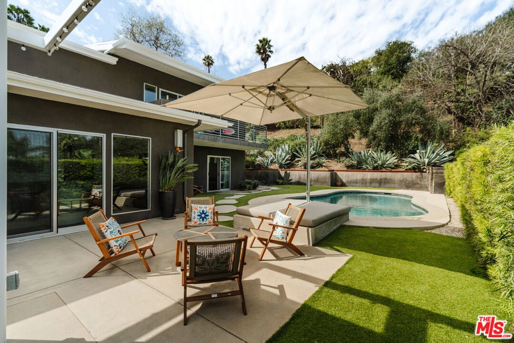 Photo of Listing #25497785