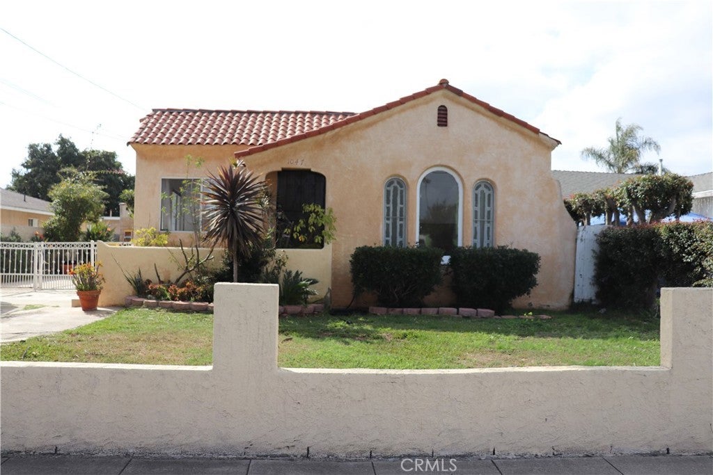 Photo of Listing #IV25049464