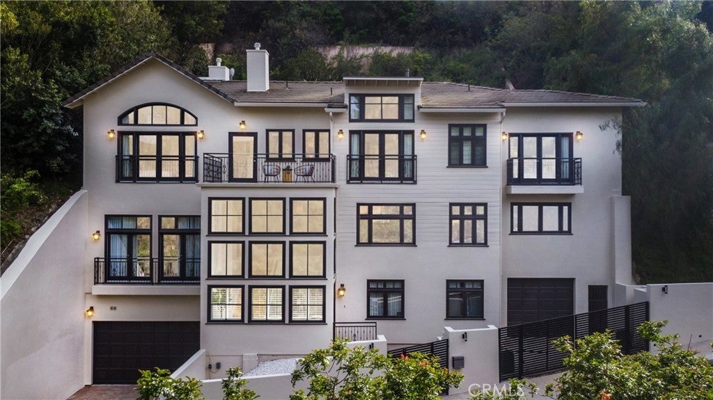 Photo of Listing #SB25049548