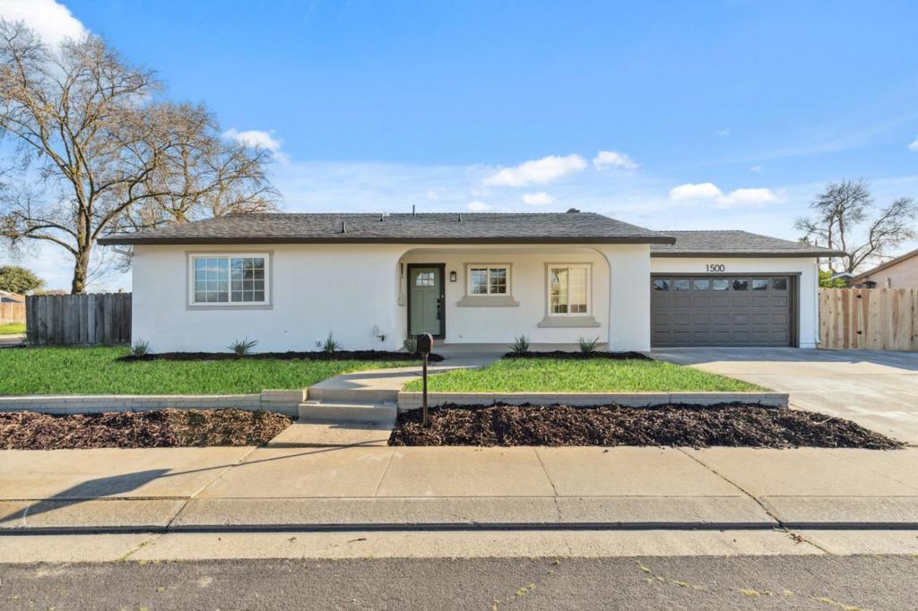 Photo of Listing #ML81996953