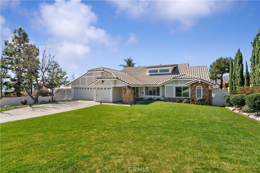 Photo of Listing #IV25050663