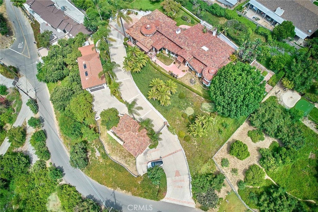 Photo of Listing #SR25050738