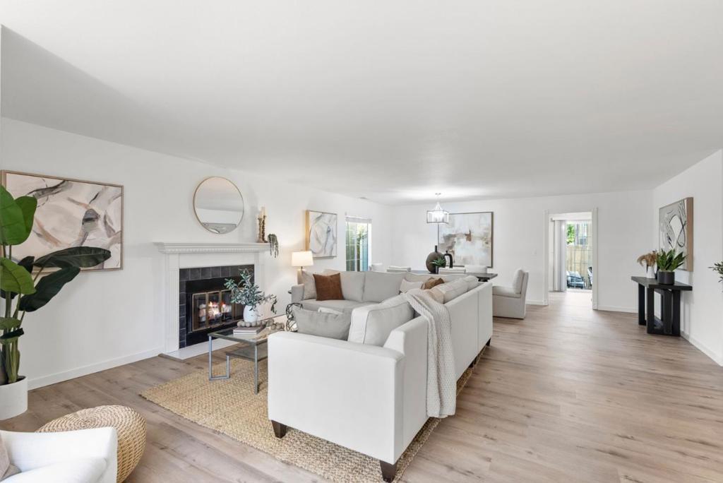 Photo of Listing #ML81996973