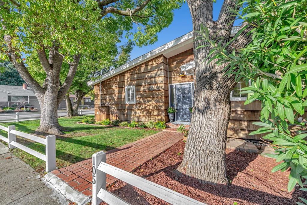 Photo of Listing #ML81997031