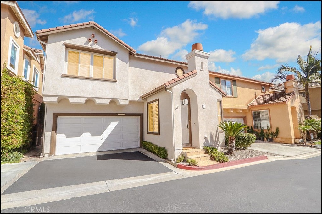 Photo of Listing #OC25050589