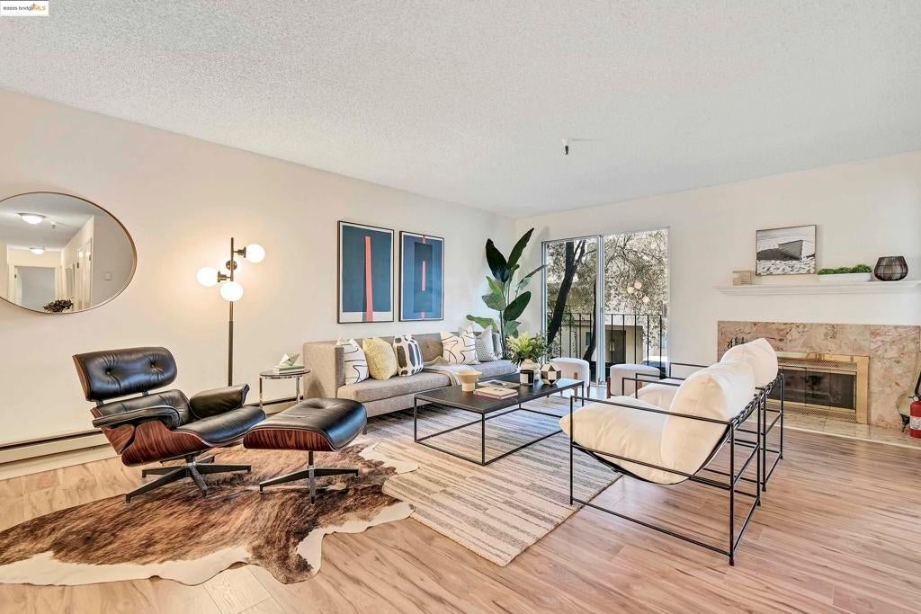 Photo of Listing #41088677