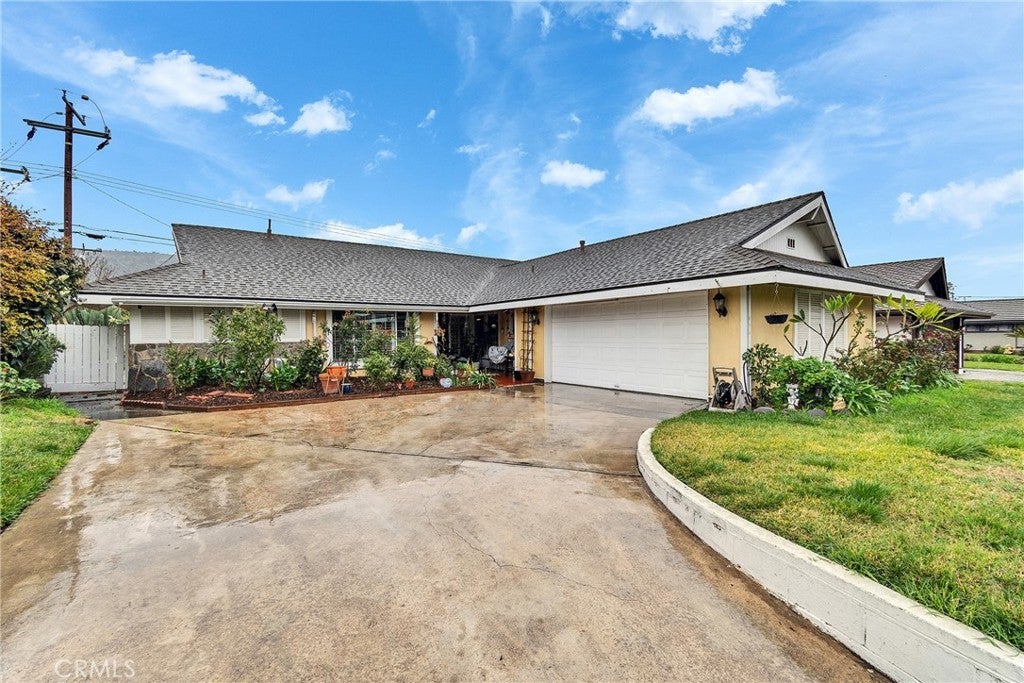 Photo of Listing #IV25050002