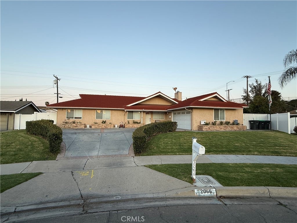 Photo of Listing #CV25051355