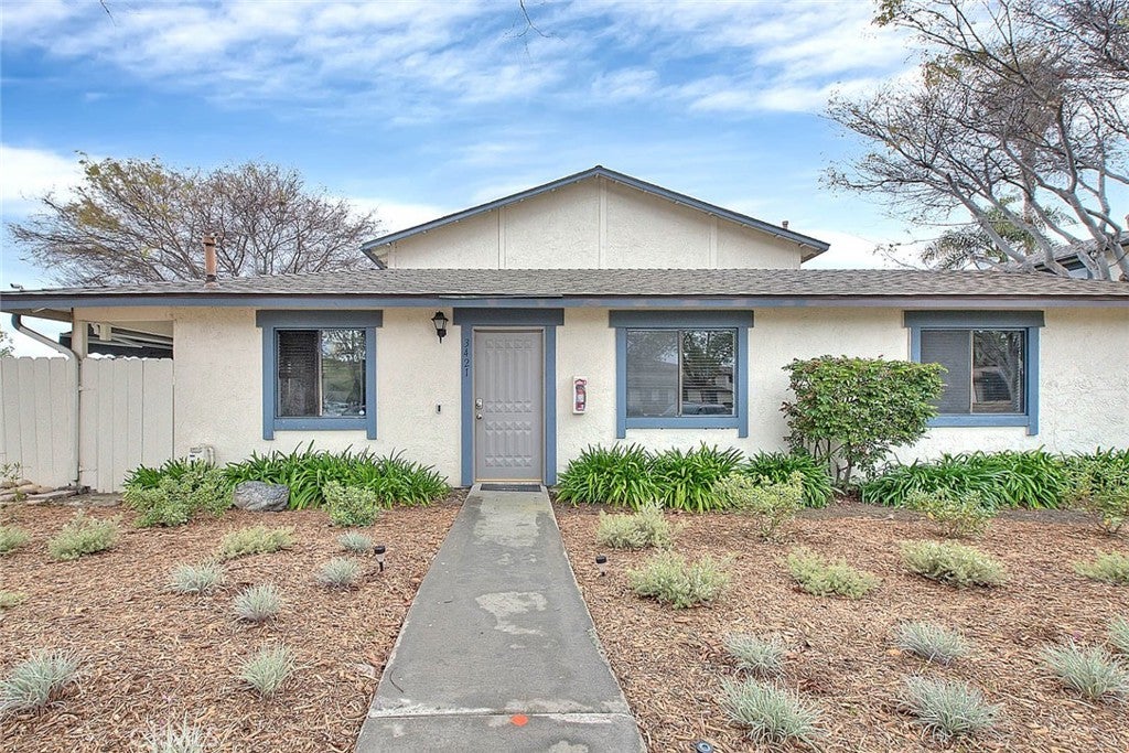 Photo of Listing #OC25051592