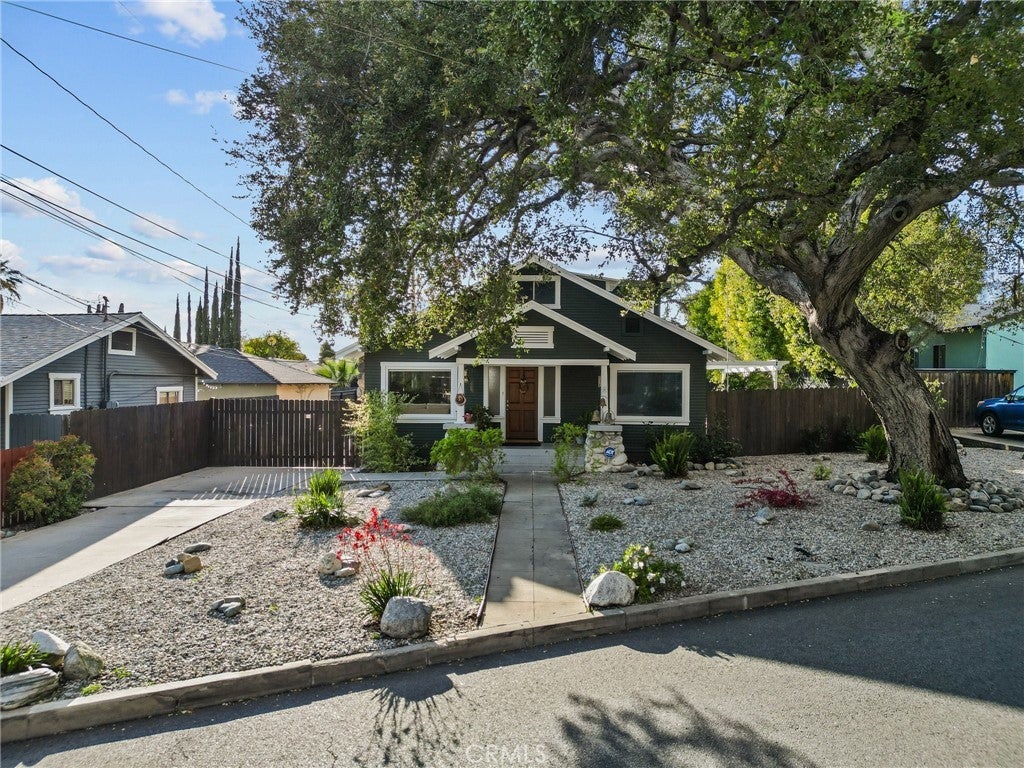 Photo of Listing #CV25051629