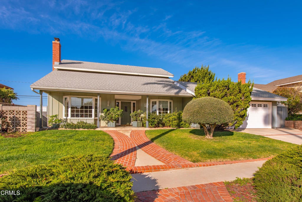 Photo of Listing #V1-28558