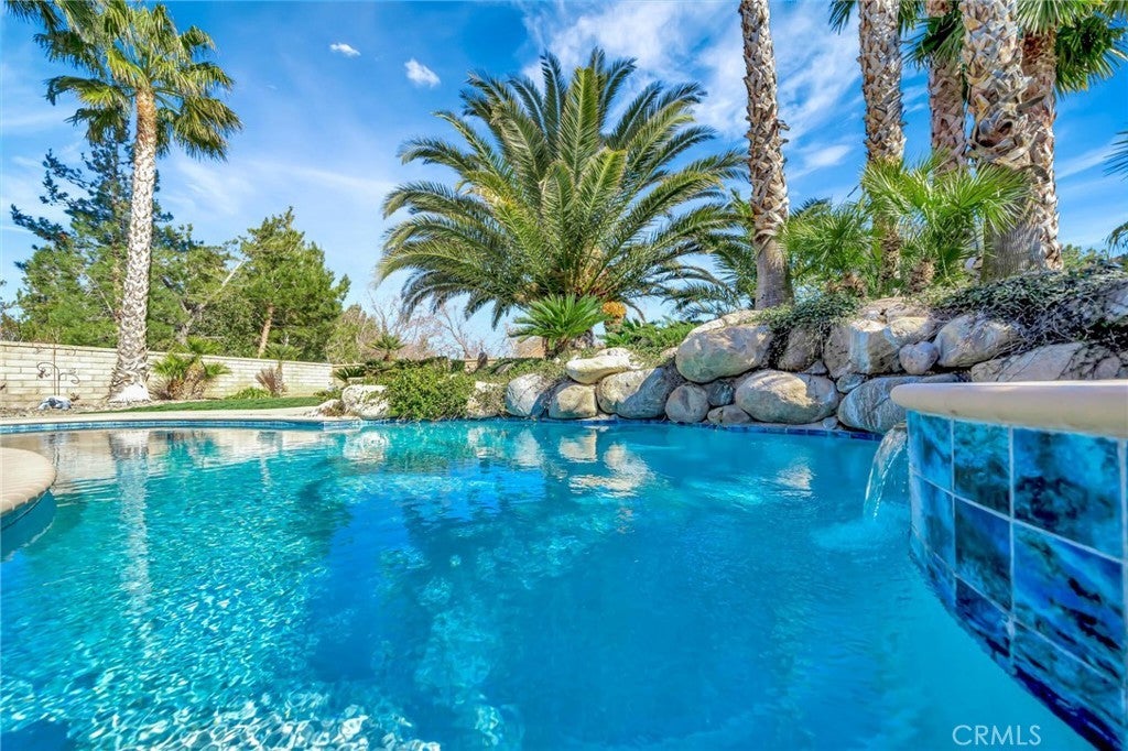 Photo of Listing #SR25051815