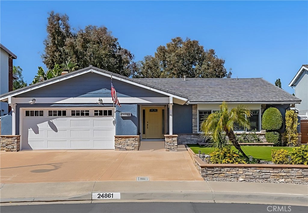 Photo of Listing #OC25050393