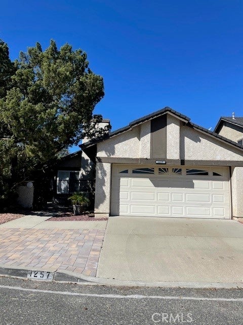 Photo of Listing #SR25040287